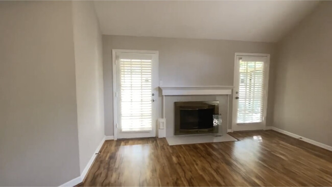 Foto del edificio - 14106 Glen Canon Ln