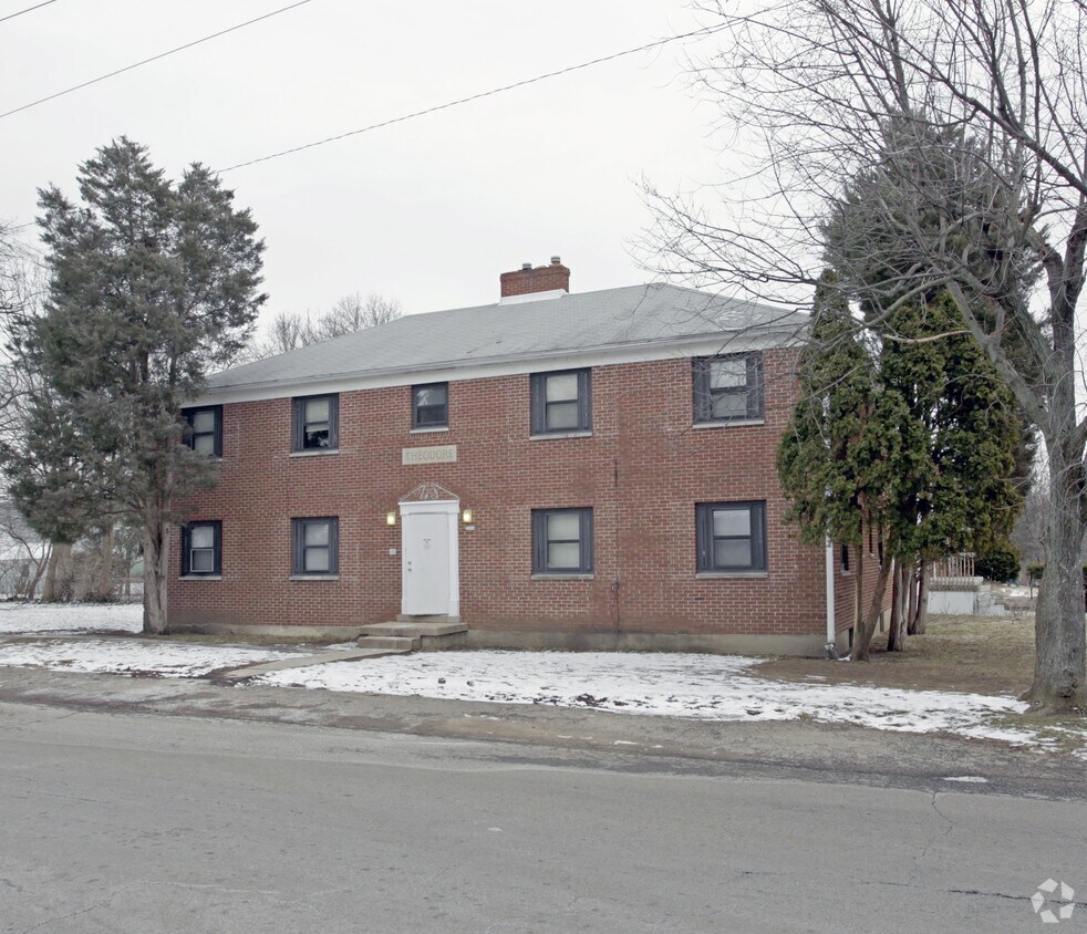Foto del edificio - 3504 Theodore Ave