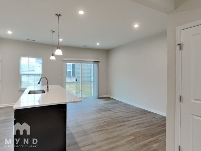 Foto del edificio - 8601 Red Canyon Way