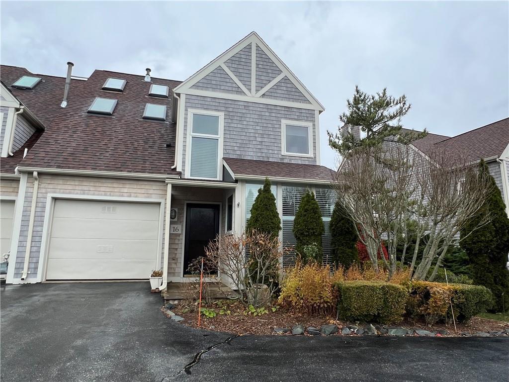 15 Hammersmith Rd Unit 16A, Newport, RI 02840 Condo for Rent in