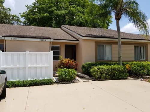 Primary Photo - 8889 Windtree St