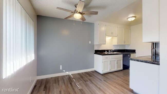 Foto del edificio - 2371 Grove Ave