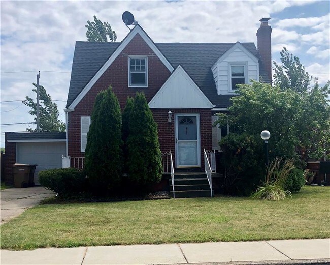 Building Photo - 137 Tudor Rd