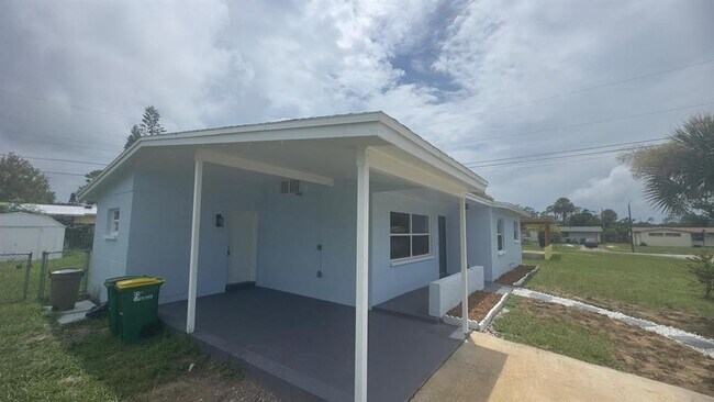 Foto del edificio - 735 Scotty Dr