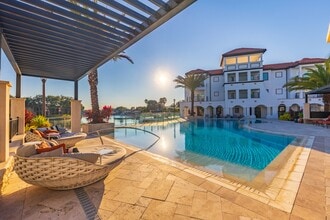 Building Photo - Cortland Bayport