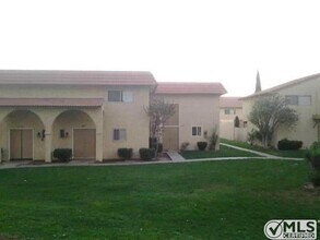 Building Photo - 43611 Stanridge Ave