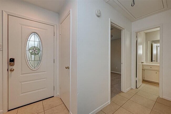 Building Photo - 22723 Garden Canyon Dr