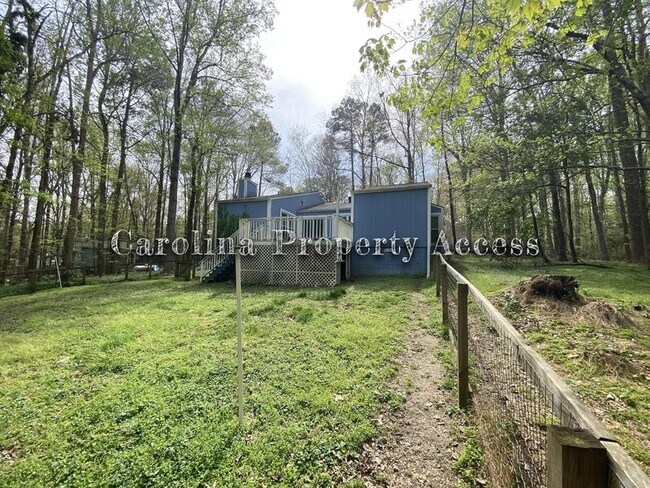 Building Photo - 102 Polks Pl