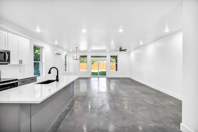 Foto del edificio - 1008 E Marble St