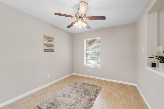 Building Photo - 29223 Legends Hill Dr