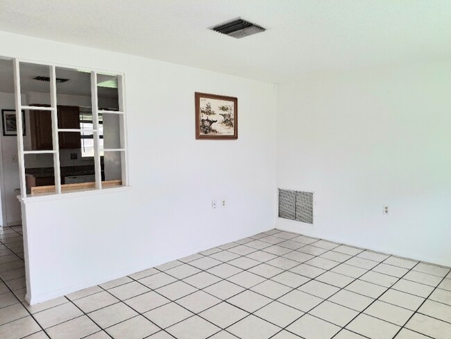 Building Photo - 1633 Doubloon Dr