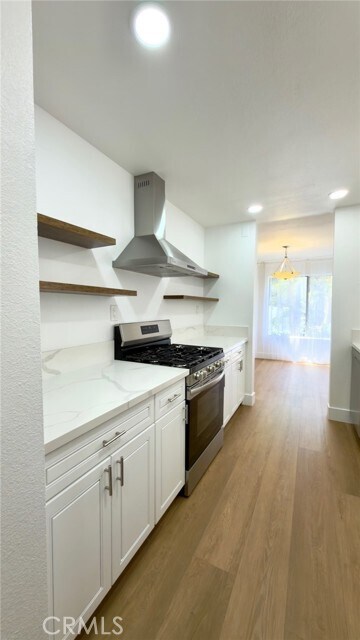 Foto del edificio - 839 Hayworth Ave