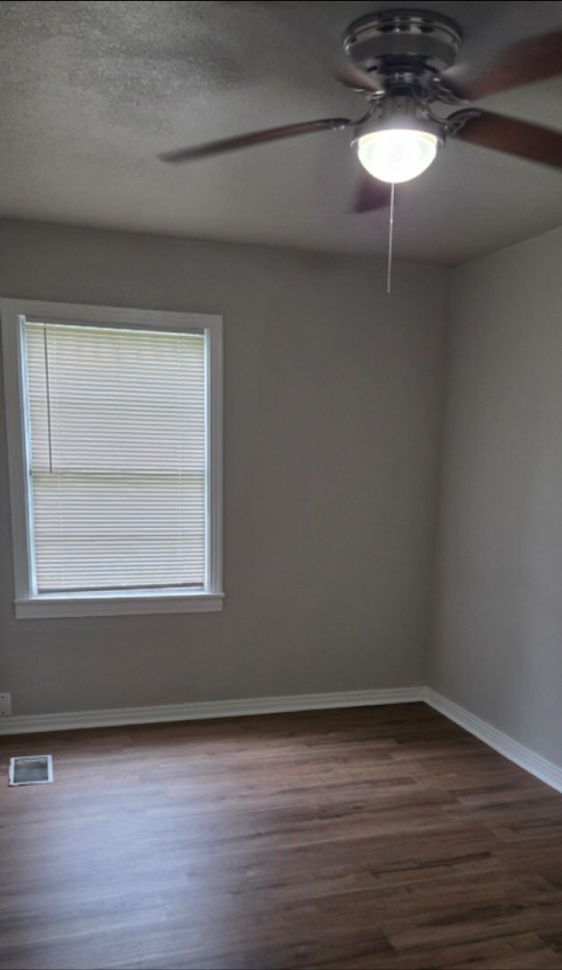 Foto del edificio - 510 Meggs St