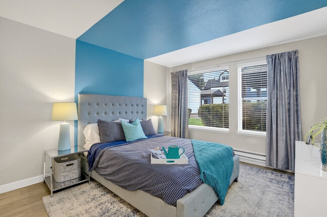 Building Photo - Rivercrest Meadows