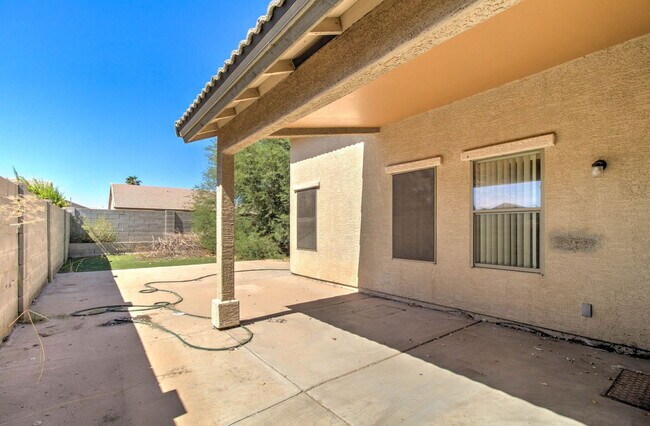 Foto del edificio - 4144 S 249th Dr