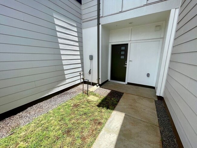 Building Photo - 91-1170 Hoonaauao Street