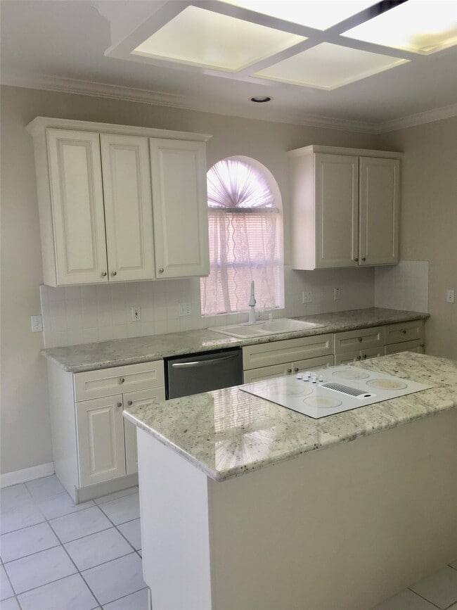 Foto del edificio - 4804 Linden St