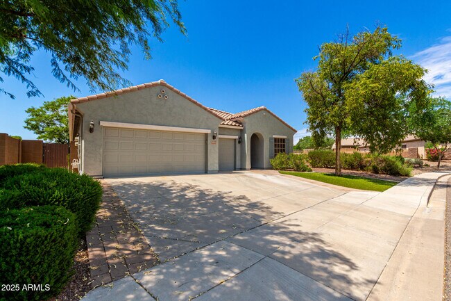 Building Photo - 27112 N 56th Dr
