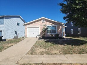 Building Photo - 1813 Wickham Dr