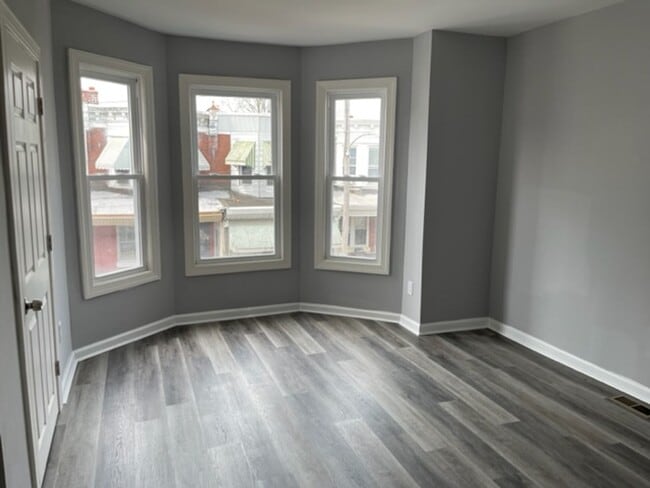 Building Photo - Anika Homes 3 Bedroom