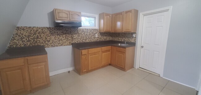 Foto del edificio - 768 S 12th St
