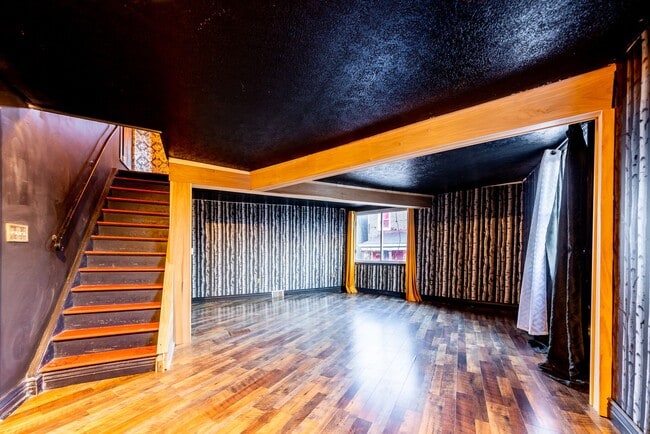 Foto del edificio - 952 Freeland St