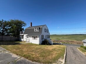 Building Photo - 65 Gurnet Rd