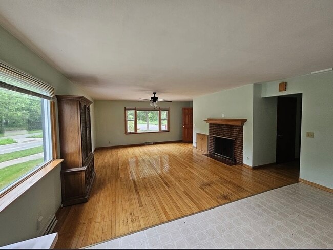 Building Photo - 3401 Dawes St
