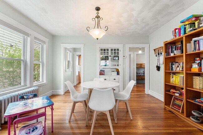 Foto del edificio - 13-15 Carney St