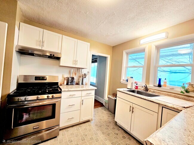 Building Photo - 44 Day St