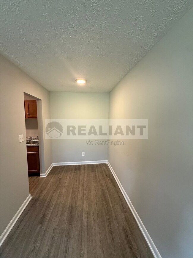 Foto del edificio - 2082 Fairmont Ct