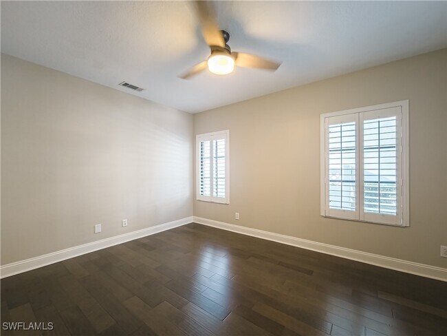 Foto del edificio - 1012 Jeater Bend Dr