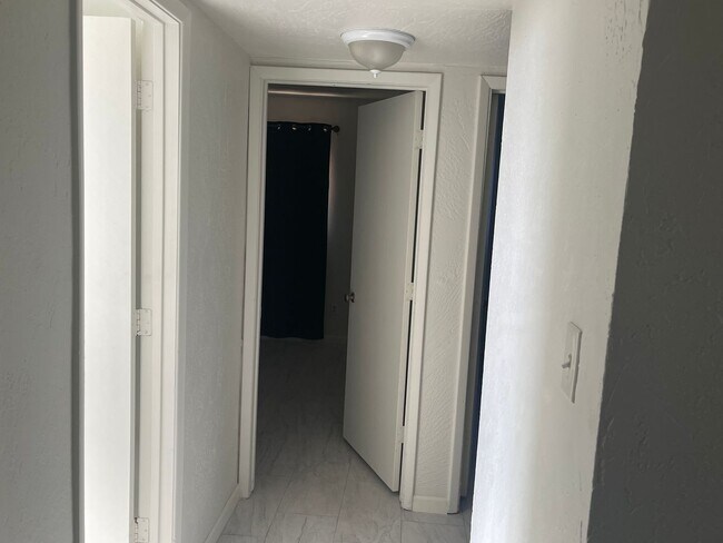 Foto del edificio - REMODELED 3 BEDROOM