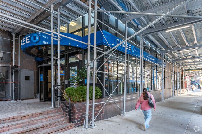 Foto del edificio - 1637 York Ave