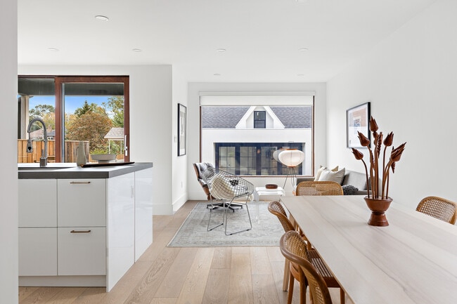 Building Photo - 55 Mimico Ave