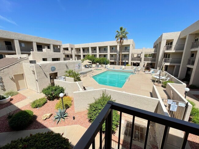 Building Photo - 7474 E Earll Dr