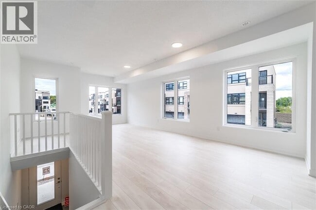 Building Photo - 1095 Cooke Blvd.