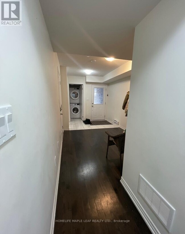 Building Photo - 203 Lemieux Ct