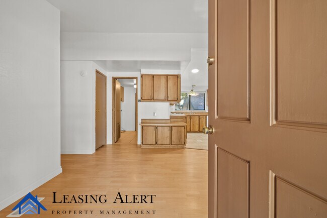 Building Photo - 40108 San Francisquito Canyon Rd