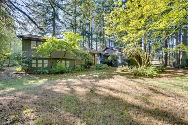 Photo - Mid Century Charming Bothell Home For Rent!