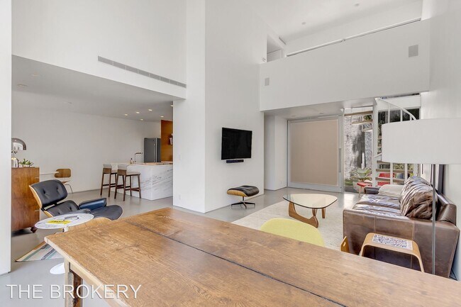 Foto del edificio - 2 br, 2 bath House - 4638 N. 40th Street
