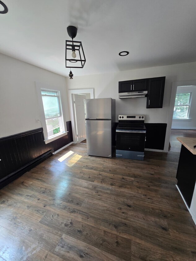 Foto principal - 135 Willow St