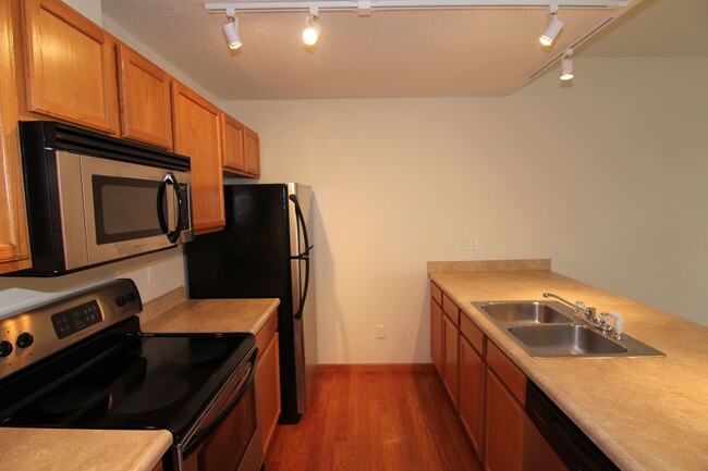 Building Photo - 4385 Berkeley Ln
