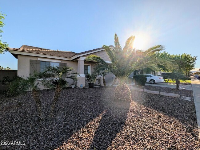 Foto del edificio - 14309 W Caribbean Ln