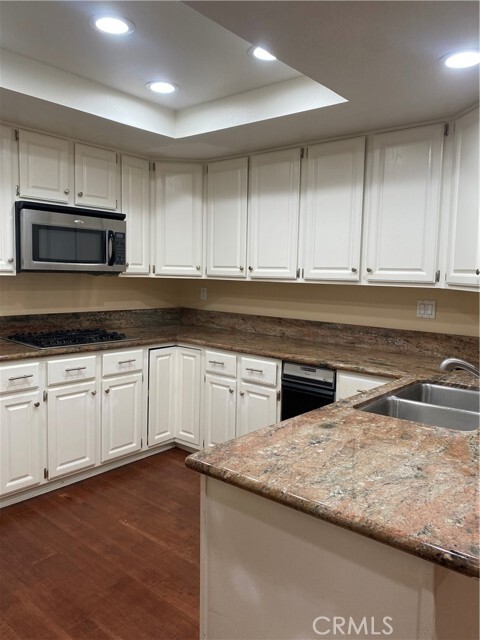 Building Photo - 817 Plaza De Tierra