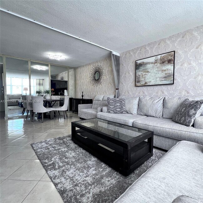 Foto del edificio - 1801 S Ocean Dr