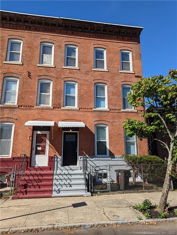 Primary Photo - 267 Portsea St