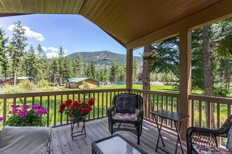 Building Photo - 4835 Paradise Valley Dr