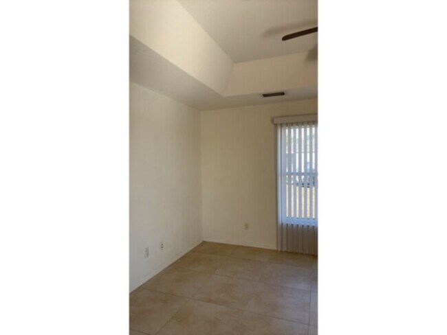 Foto del edificio - Coming Soon! 1 Bedroom-1 Bath