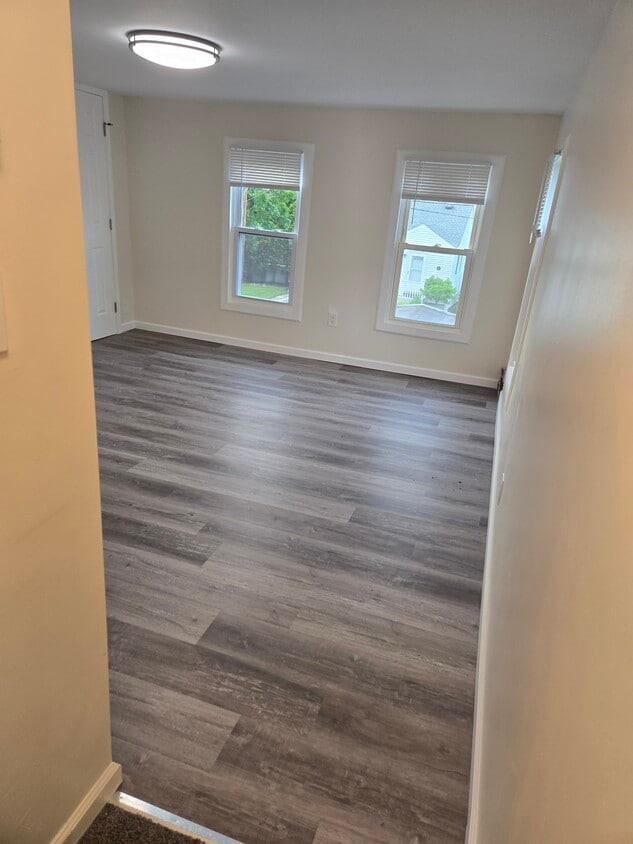 Living Room - 19 Ballston St